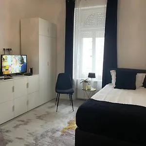 Executive Single With En-suite In Centre Gasthof